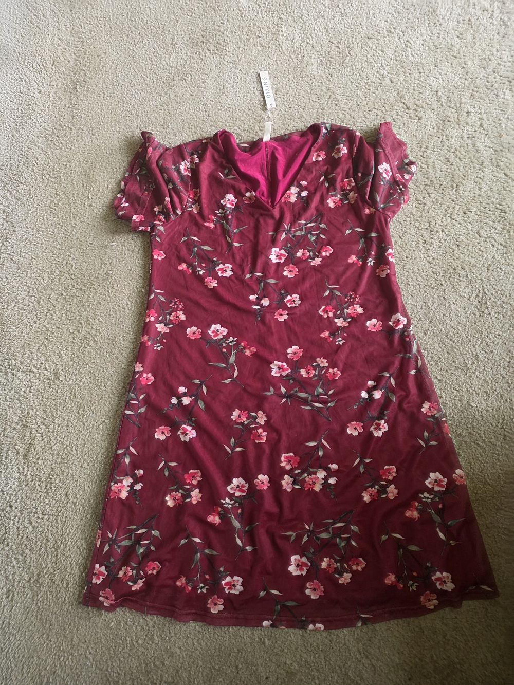 Floral Short Sleeve V-Neck Dress in Burgundy
